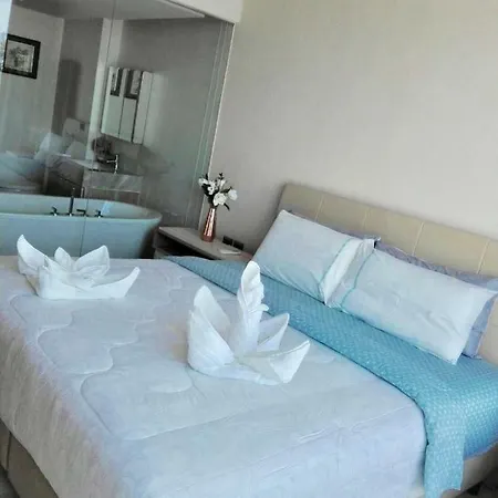 The Pine Hua Hin Apartamento